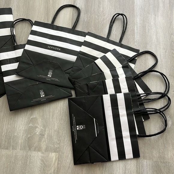 Sephora Black and White Striped 10 Paper Bags - Picture 6 of 6
